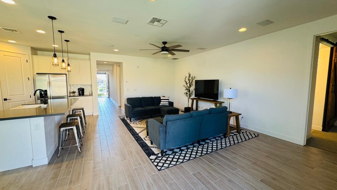 14424 W Aster Dr - Photo 4 of 22