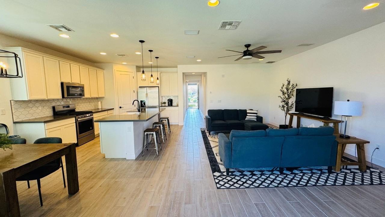 14424 W Aster Dr - Photo 5 of 22