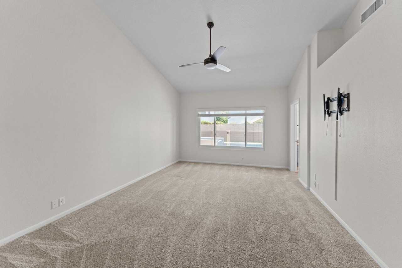 4423 E Vista Val Verde - Photo 6 of 19