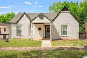 featured image of 528 10th Ct W