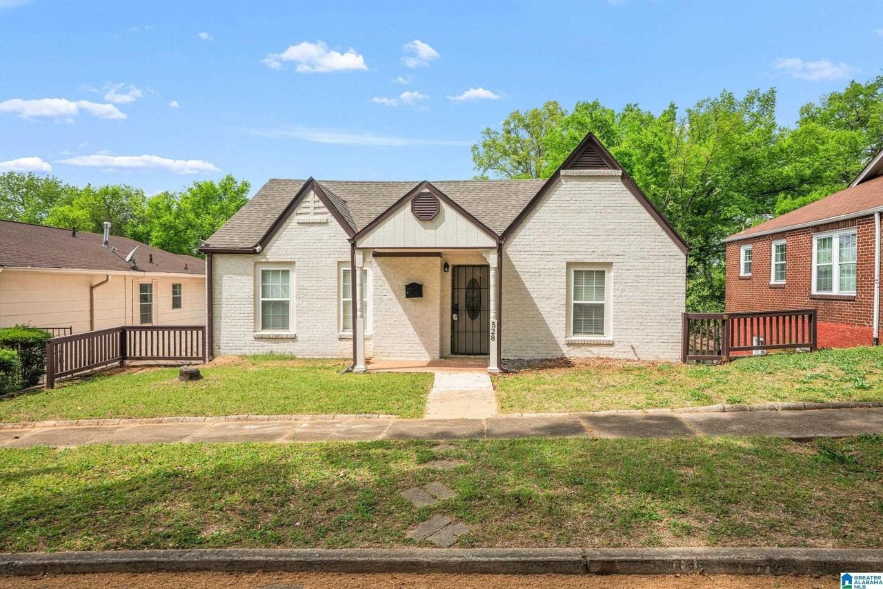 528 10th Ct W - Photo 2 of 33