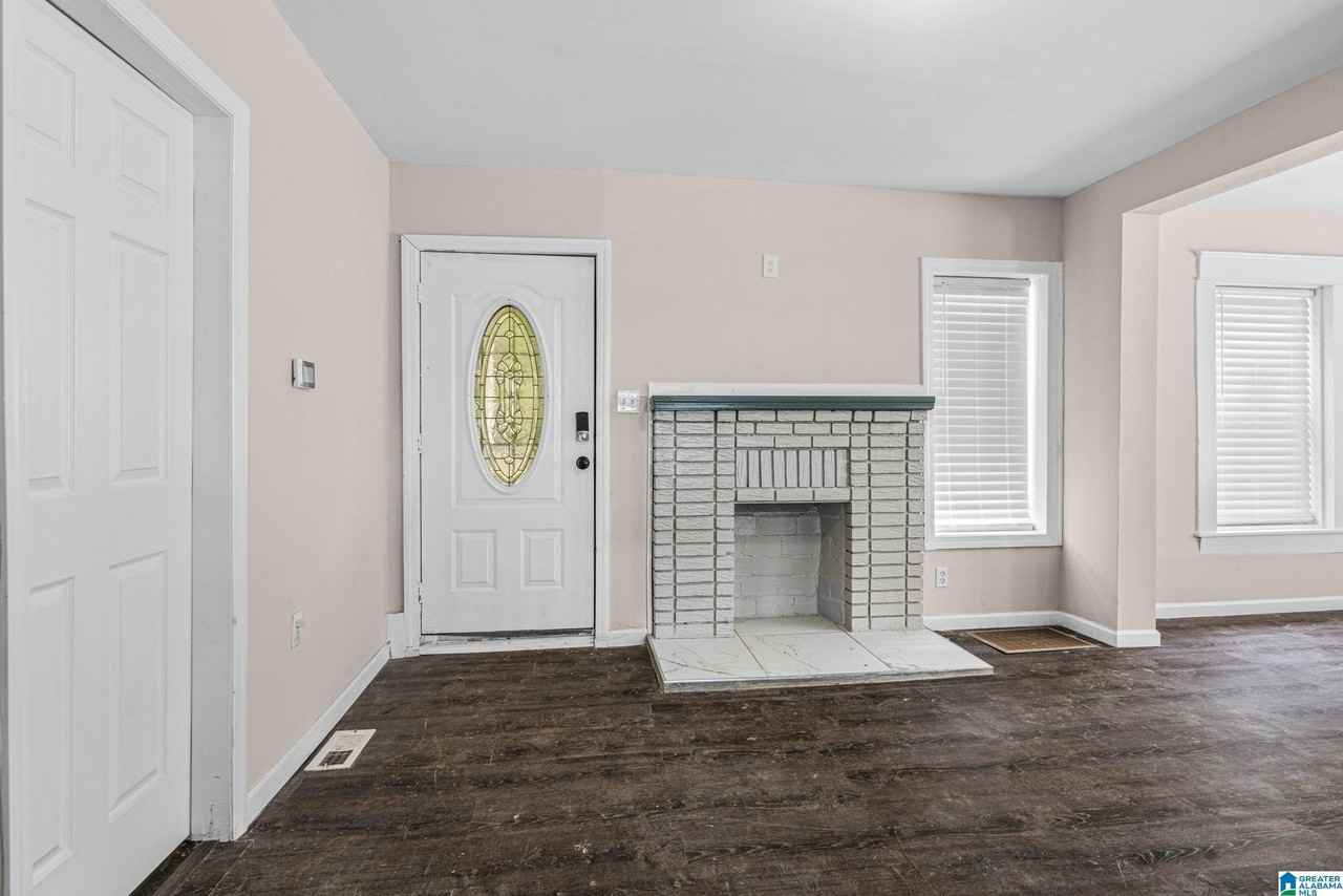 528 10th Ct W - Photo 4 of 33