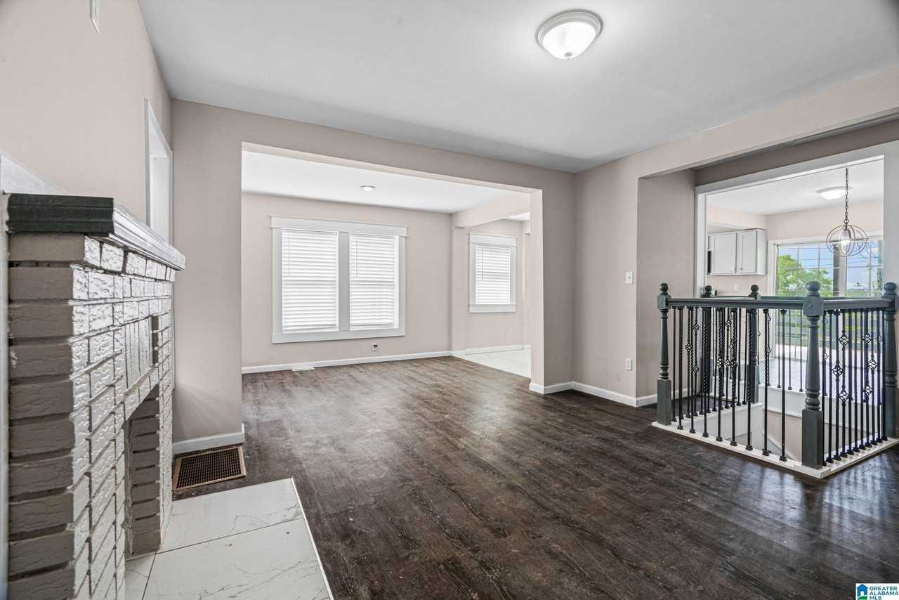 528 10th Ct W - Photo 5 of 33