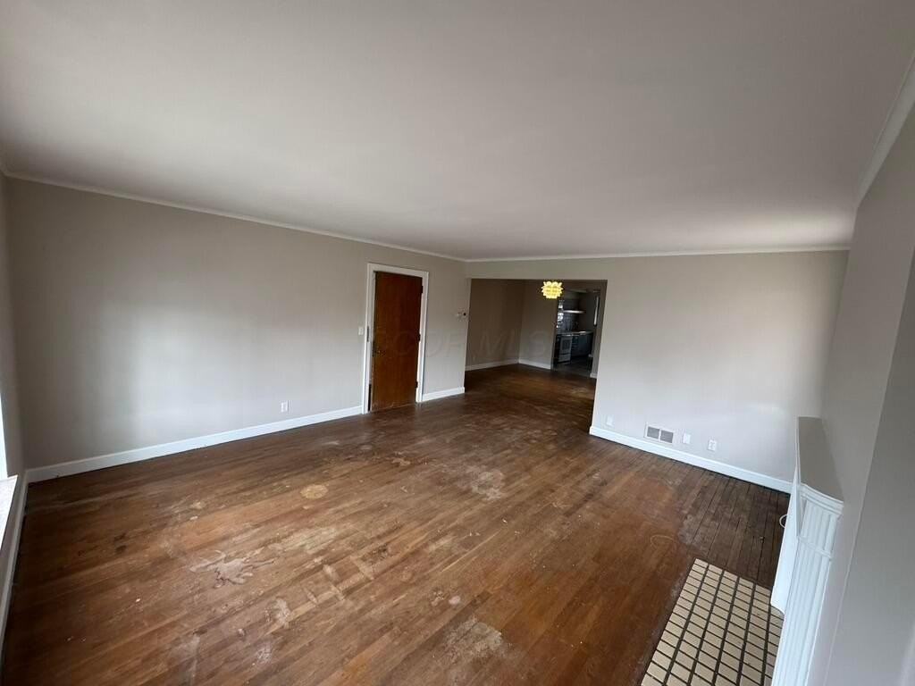 18 N Huron Ave #C - Photo 2 of 12