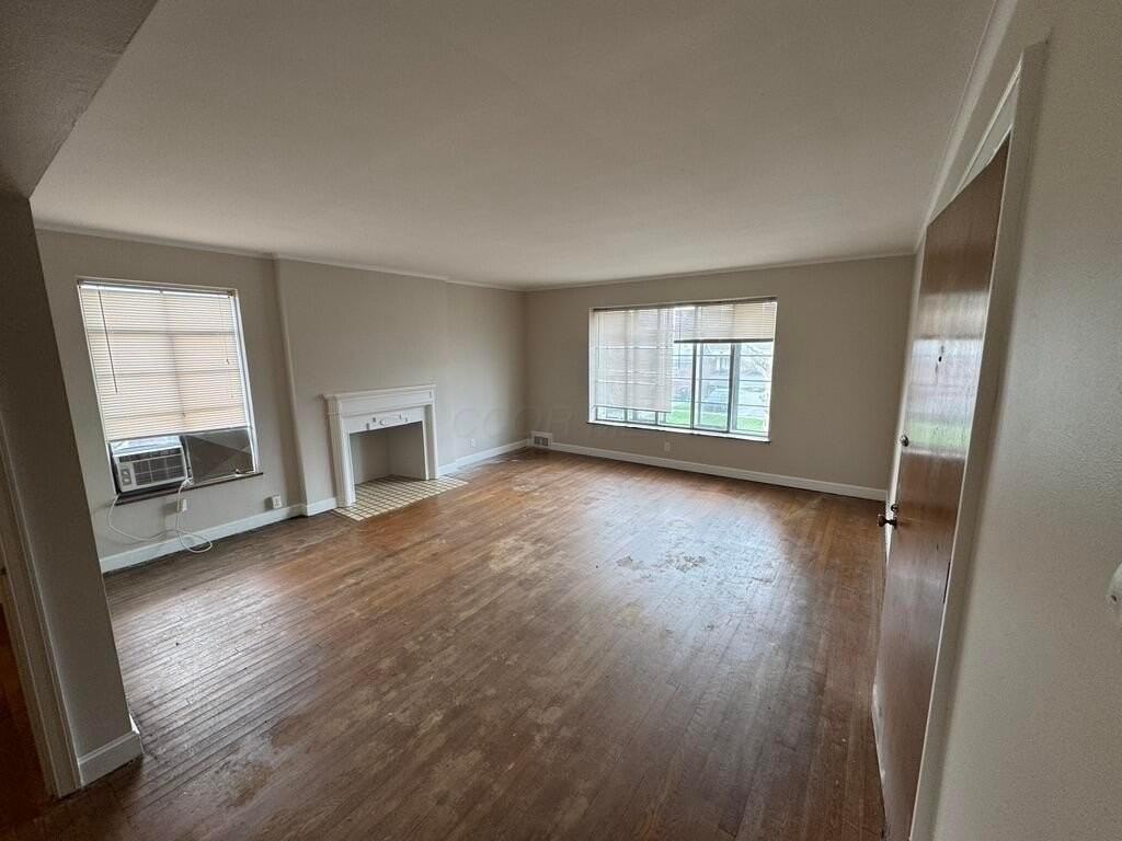 18 N Huron Ave #C - Photo 3 of 12