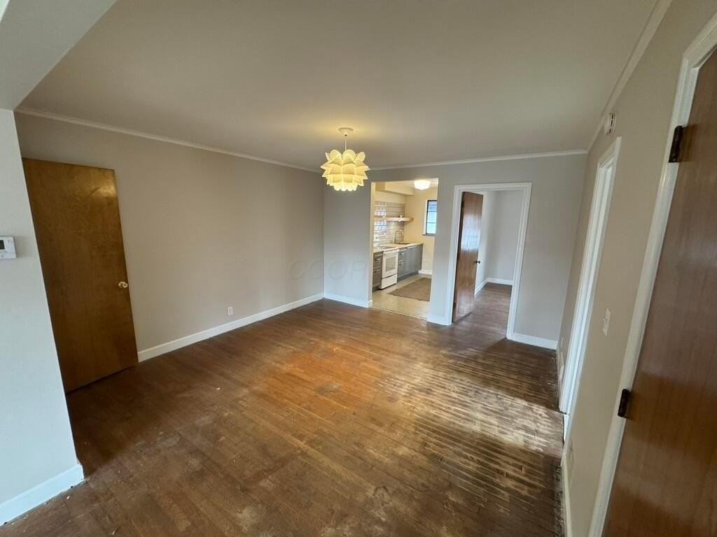 18 N Huron Ave #C - Photo 6 of 12