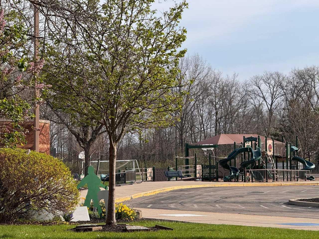 2632 Breathstone Ct - Photo 4 of 6