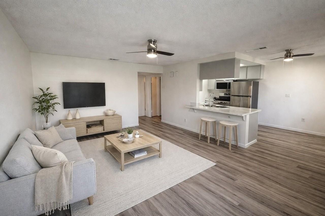 48380 Garbo Dr - Photo 4 of 8