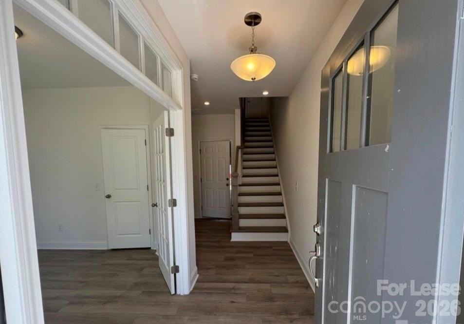 5009 Layman Dr - Photo 3 of 26