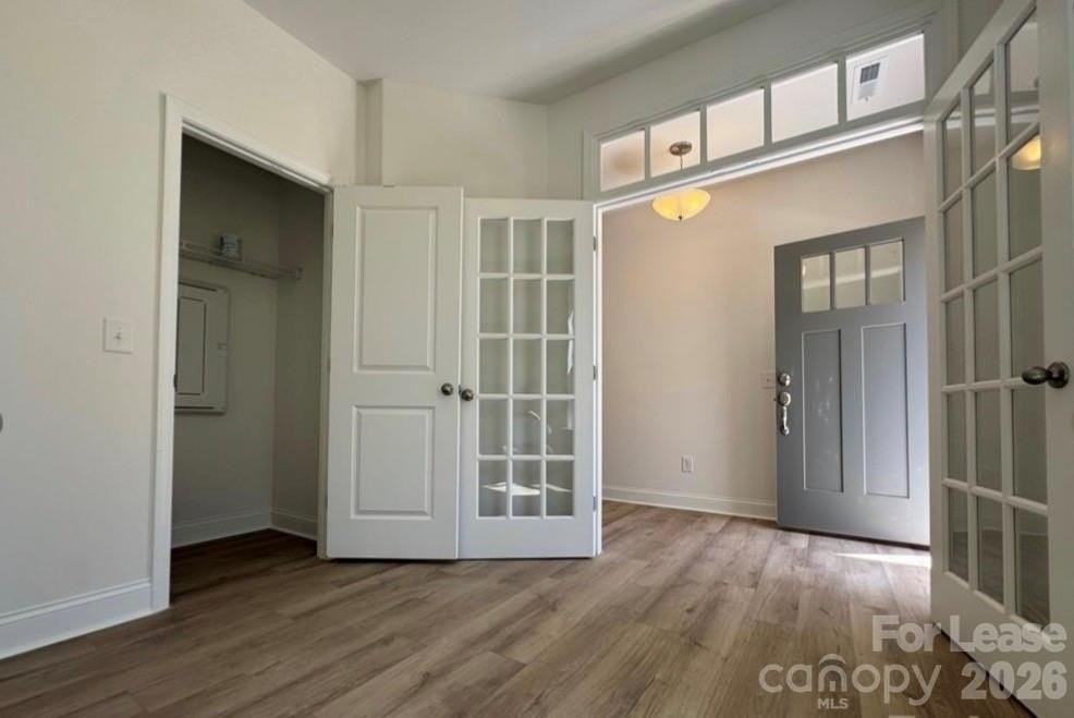 5009 Layman Dr - Photo 5 of 26