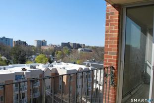 87 Glenbrook Rd Apt 7g - Photo 1 of 1