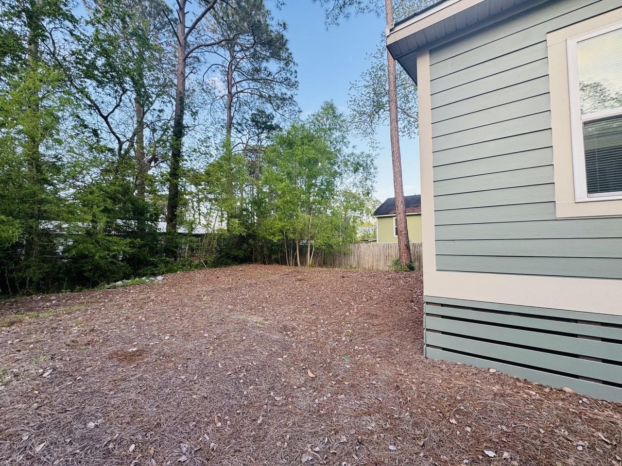 48 4th St - Photo 3 of 19