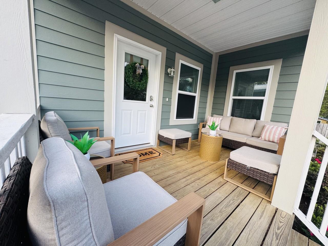 48 4th St - Photo 4 of 19