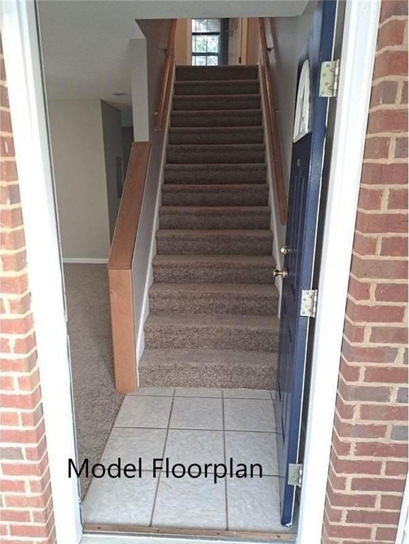 1830 N Ridge Dr - Photo 2 of 10