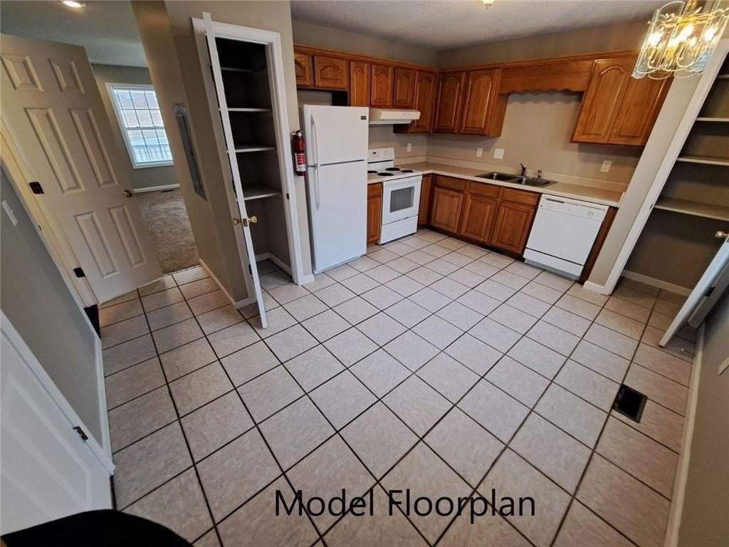 1830 N Ridge Dr - Photo 4 of 10