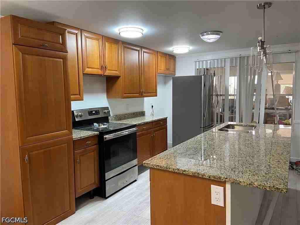 5506 Virginia Dare Ln - Photo 7 of 43