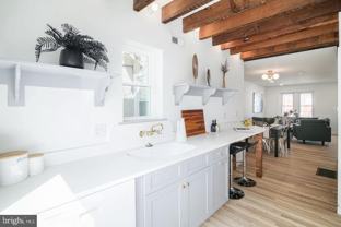 320 Iona Ave - Photo 1 of 1