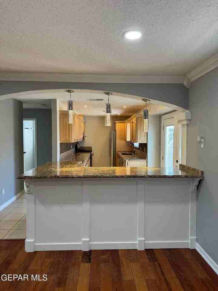 323 Rio Tinto Dr - Photo 4 of 16