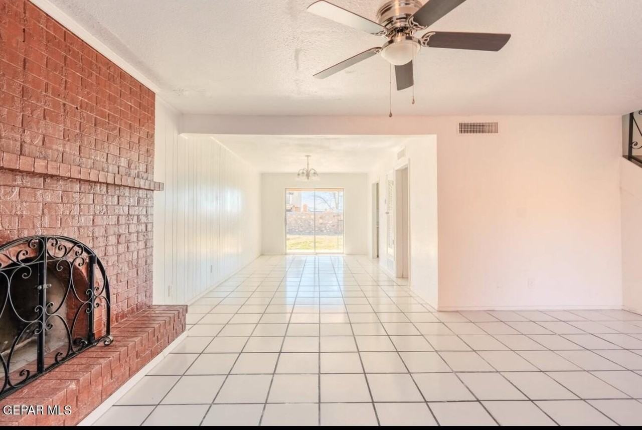 226 Moon River Ln - Photo 5 of 15