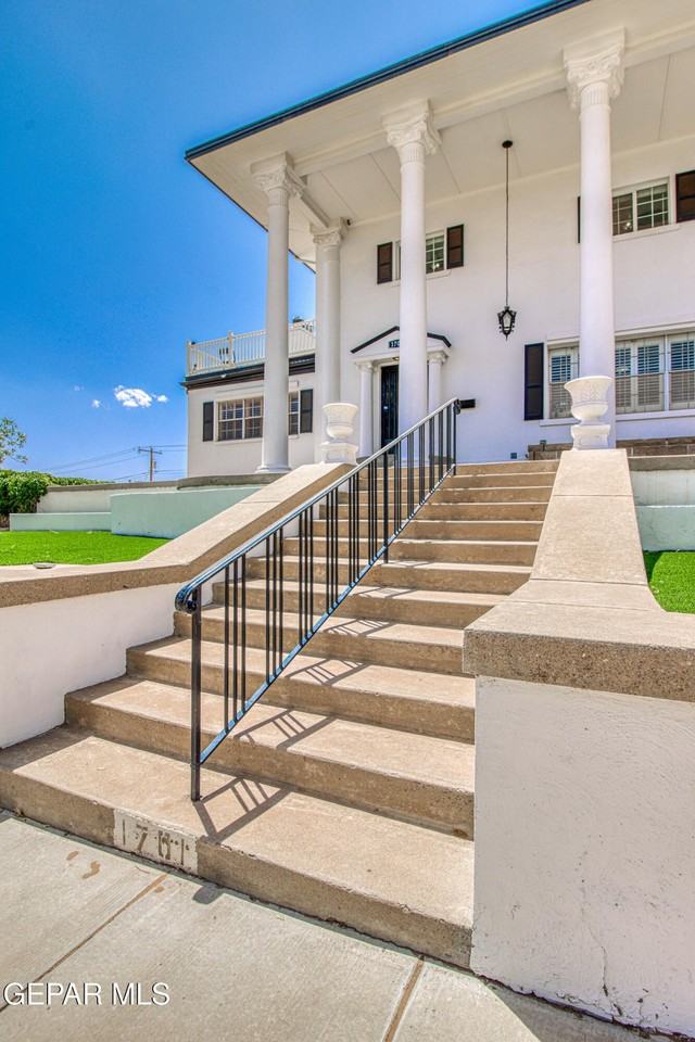 1701 Elm St - Photo 6 of 50