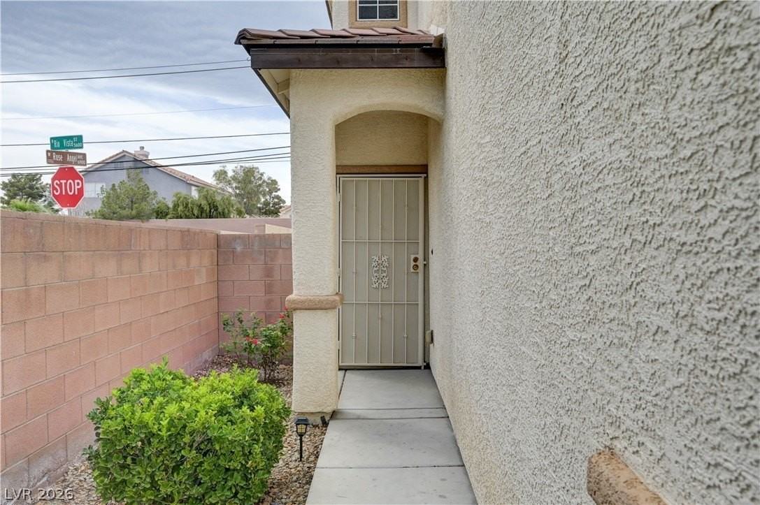 5663 Foxglove Fields St - Photo 5 of 46