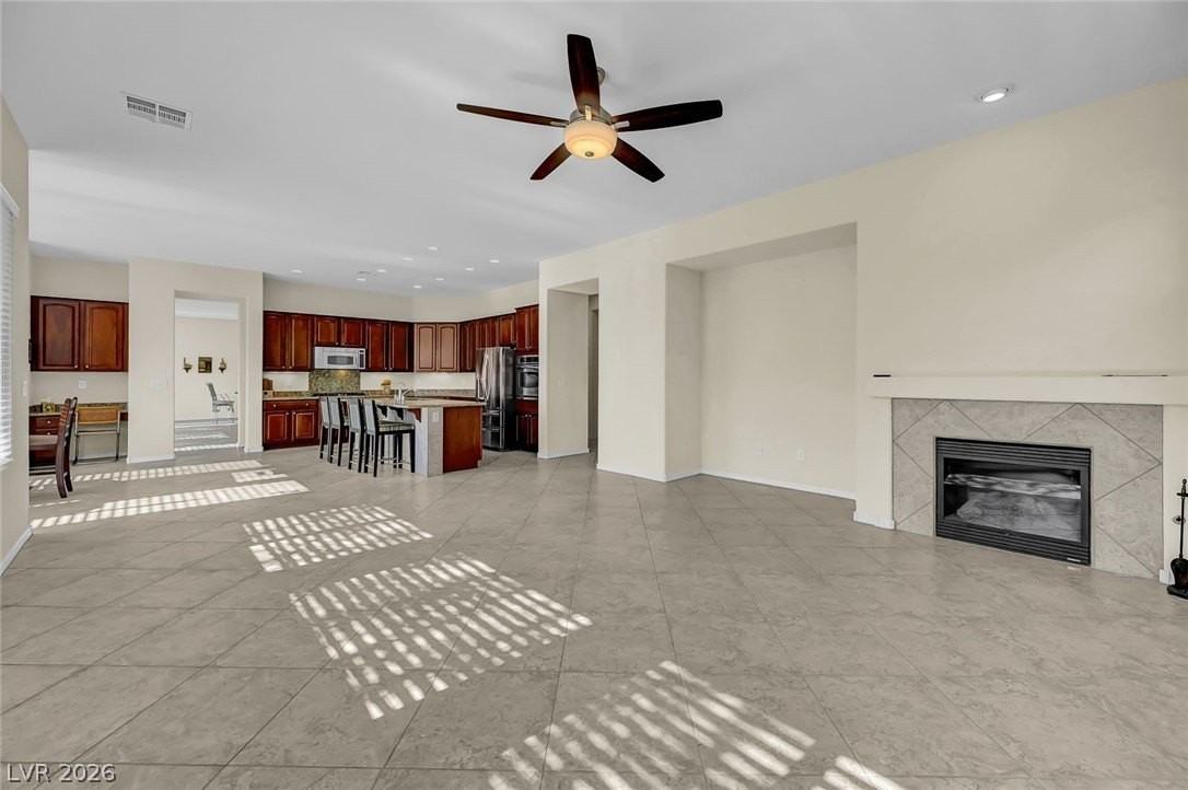 2357 Wisconsin Dells Dr - Photo 6 of 38