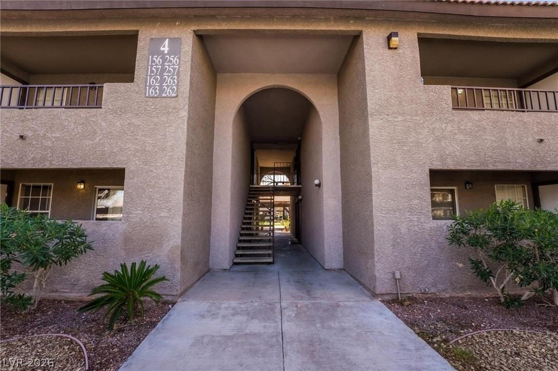 2606 S Durango Dr #256 - Photo 2 of 16