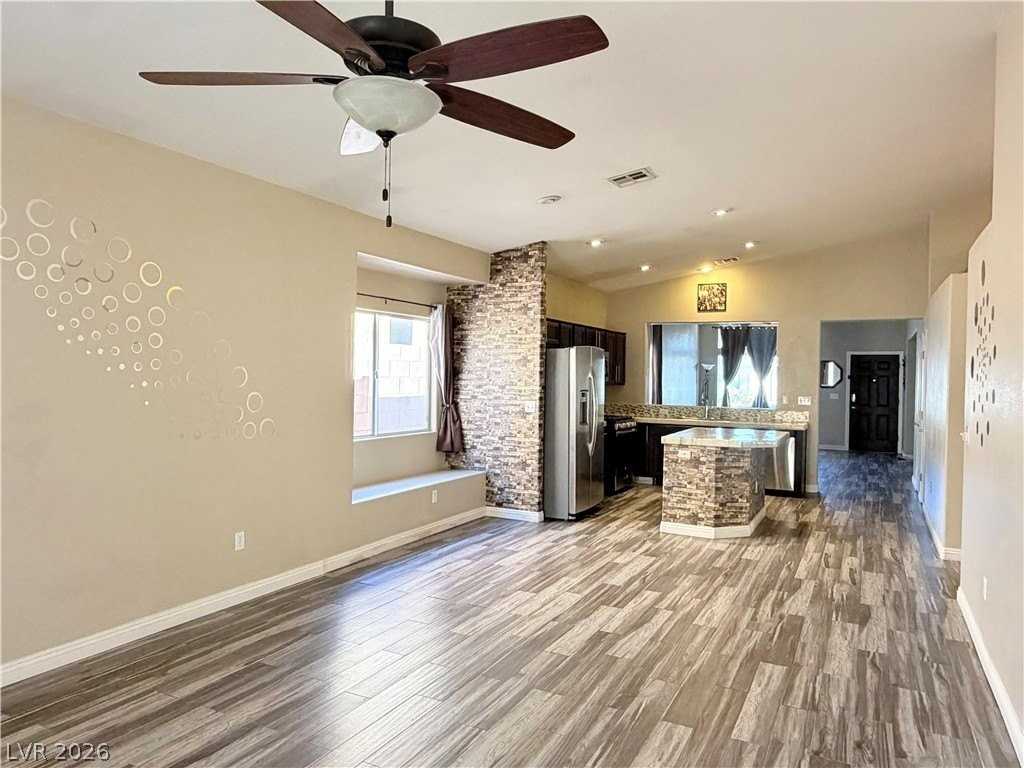 4455 Prosperity Point St - Photo 4 of 18