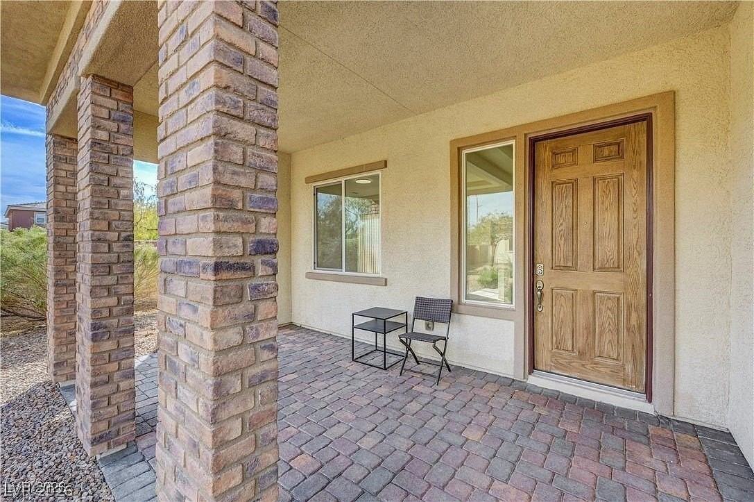 7931 Campers Village Ave - Photo 4 of 50