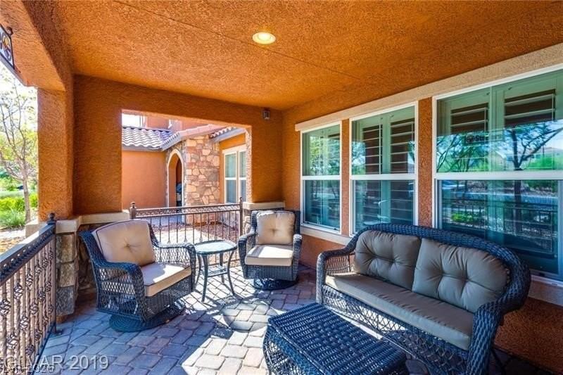 3008 Bicentennial Pkwy - Photo 3 of 23