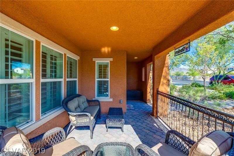 3008 Bicentennial Pkwy - Photo 4 of 23