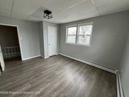featured image of 375 Grove St Fl 2 #FL2