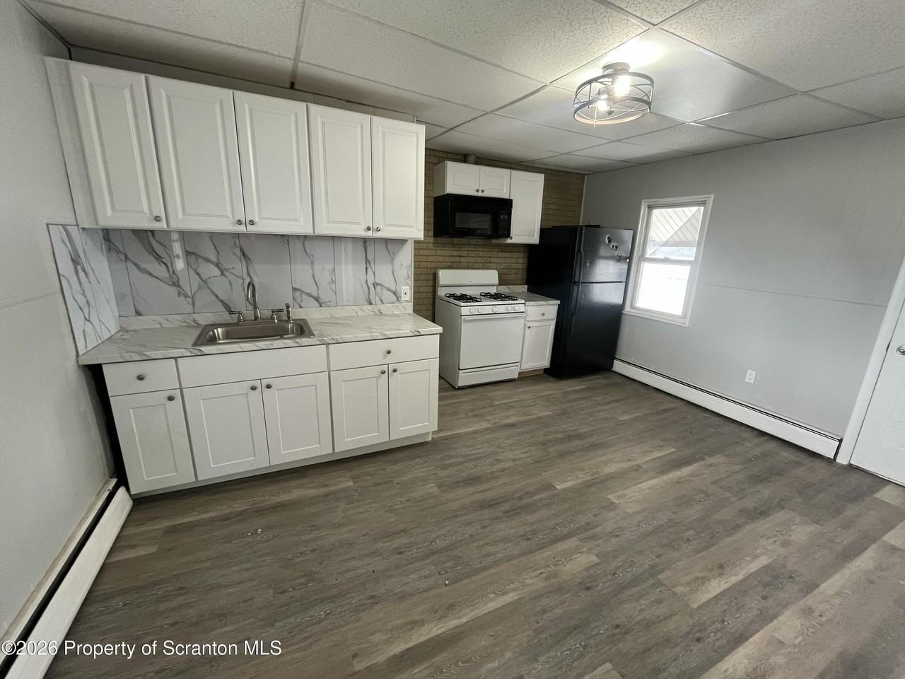 375 Grove St #FL2 - Photo 2 of 16