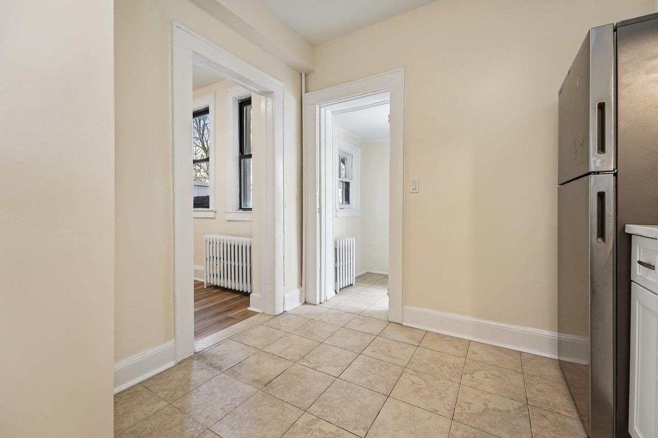 7 Bender Pl #3 - Photo 7 of 20