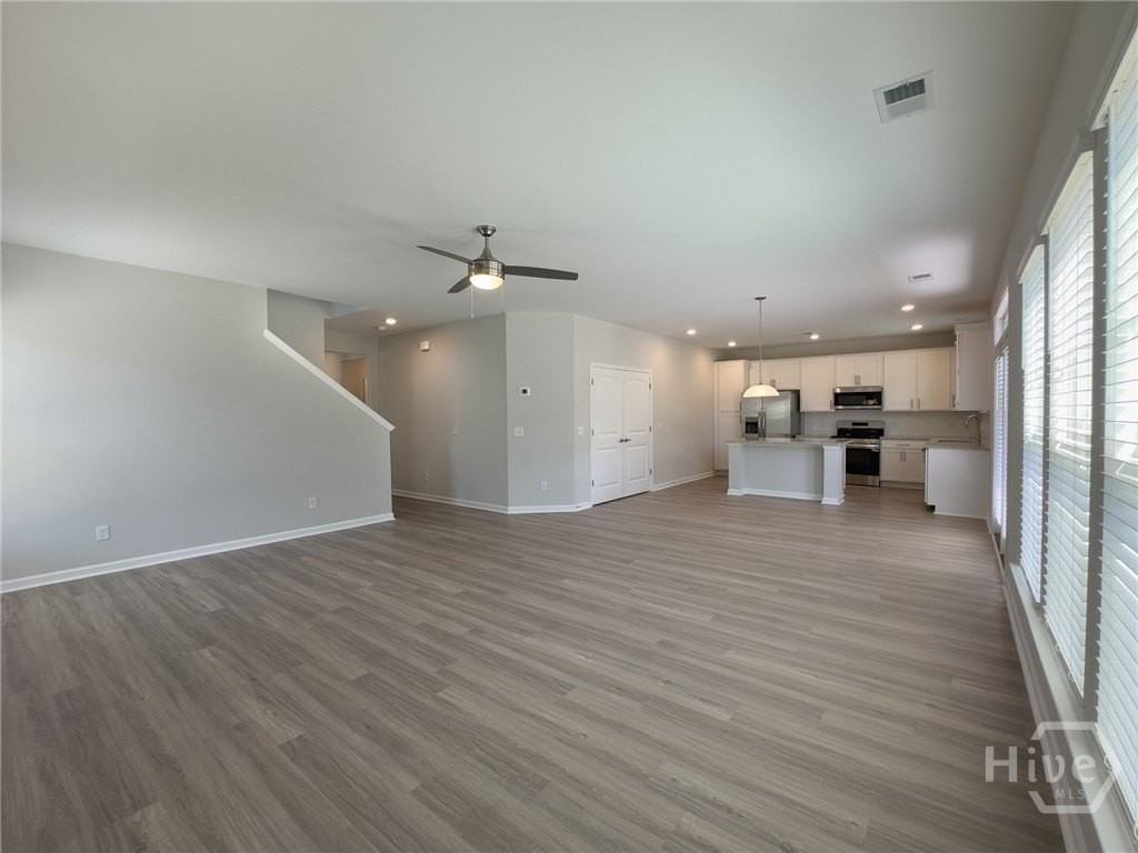 115 Melody Dr - Photo 3 of 37