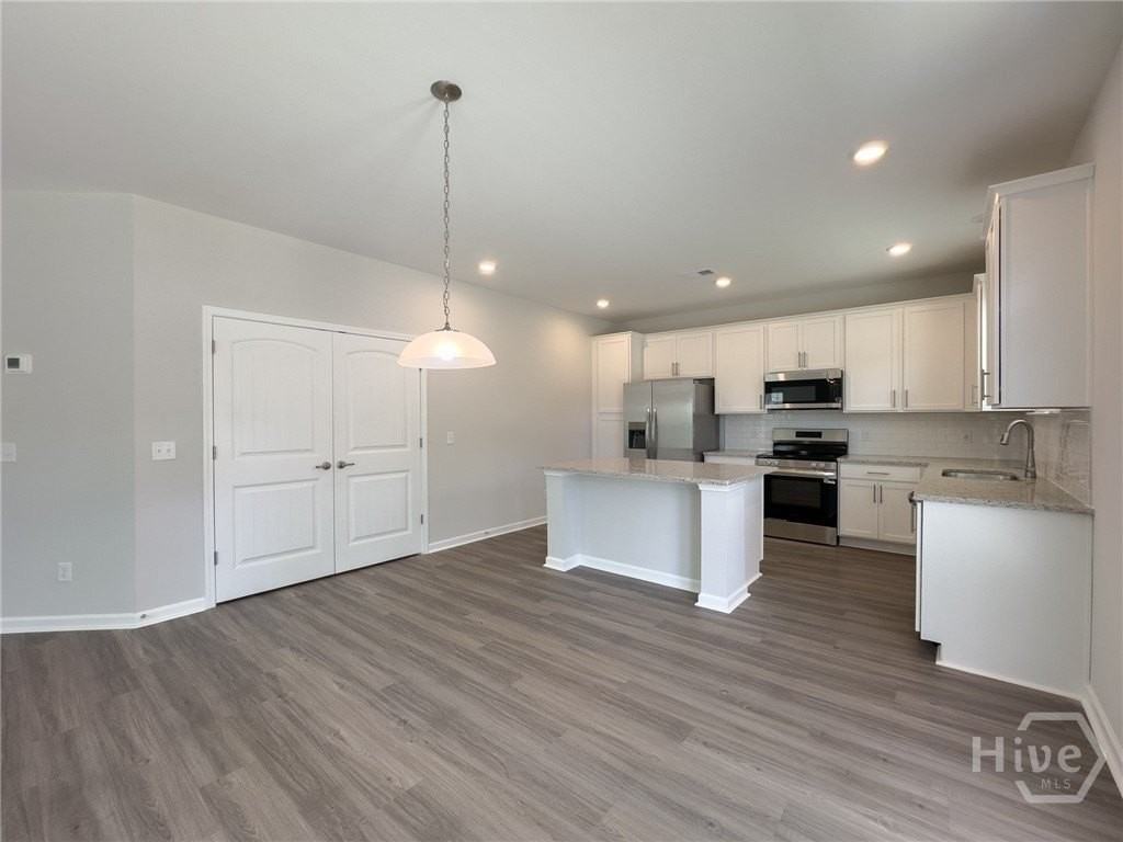 115 Melody Dr - Photo 5 of 37