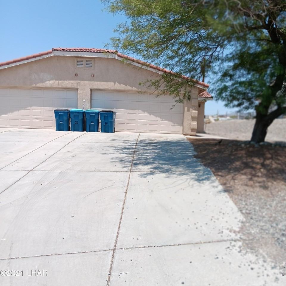 2835 Barbara Dr Unit 101 - Photo 2 of 19