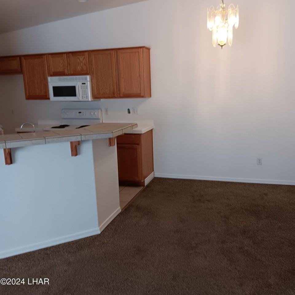 2835 Barbara Dr Unit 101 - Photo 4 of 19