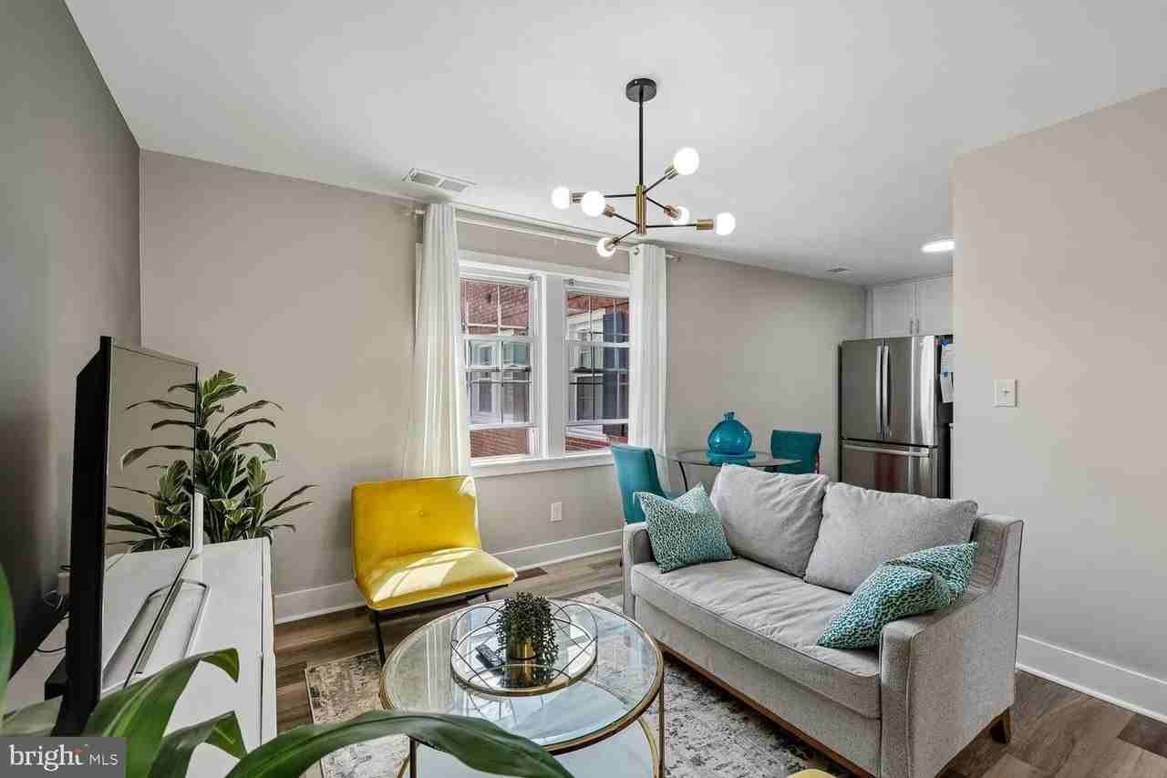 2107 Fort Davis St Se - Photo 7 of 28