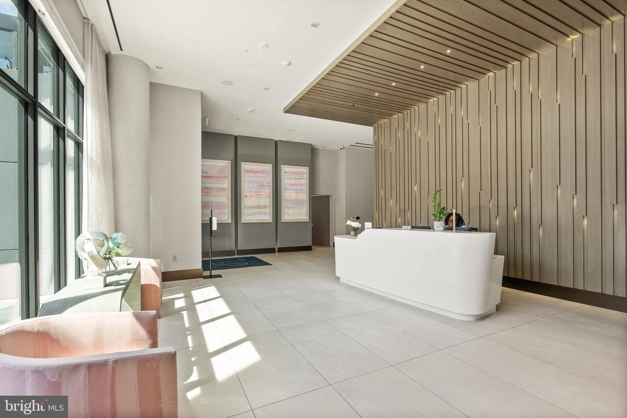 1201 N Royal St - Photo 6 of 50