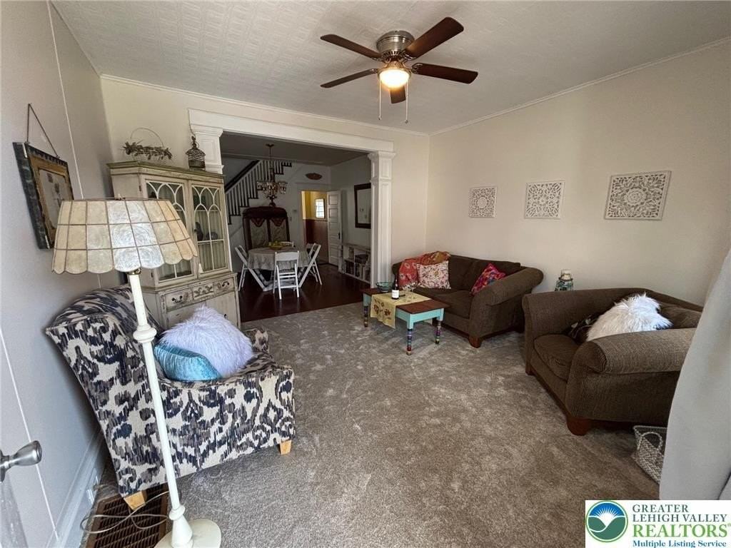 2248 Birch St - Photo 4 of 48