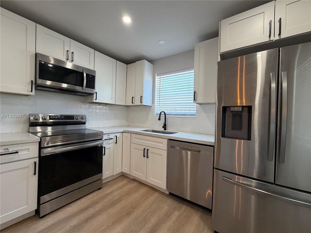 7571 Eaton St - Photo 6 of 17