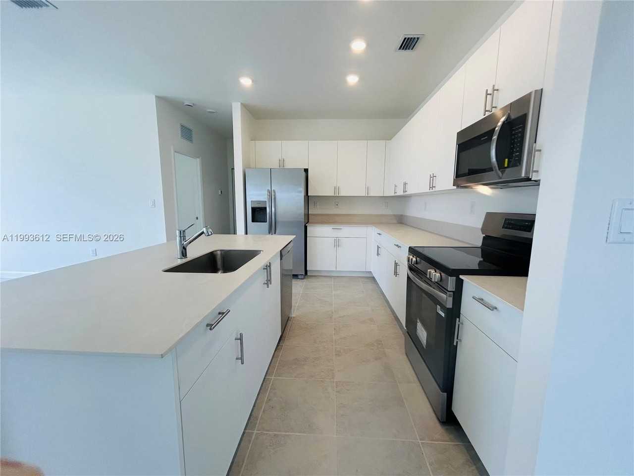 19404 Sw 339th Ter - Photo 4 of 27