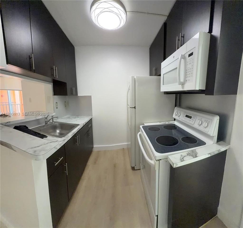 7155 Miami Lakes Dr #P7