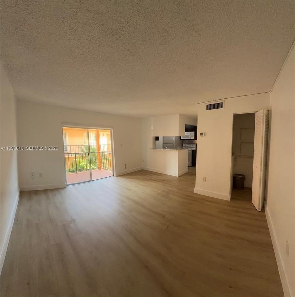 7155 Miami Lakes Dr #P7 - Photo 2 of 21