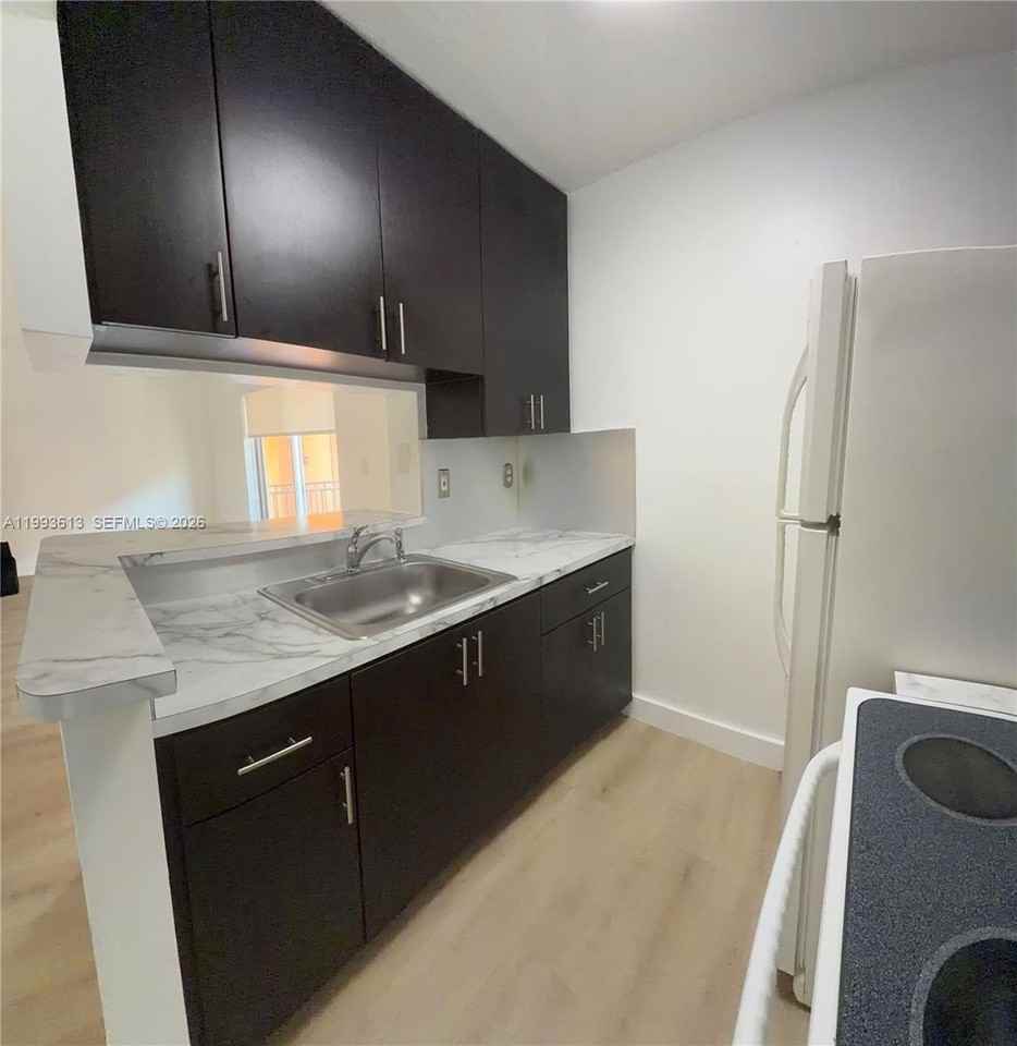 7155 Miami Lakes Dr #P7 - Photo 7 of 21