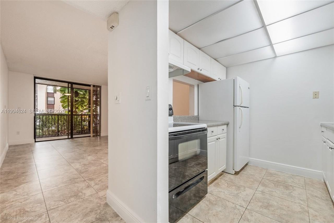 14311 N Kendall Dr #101A - Photo 6 of 12