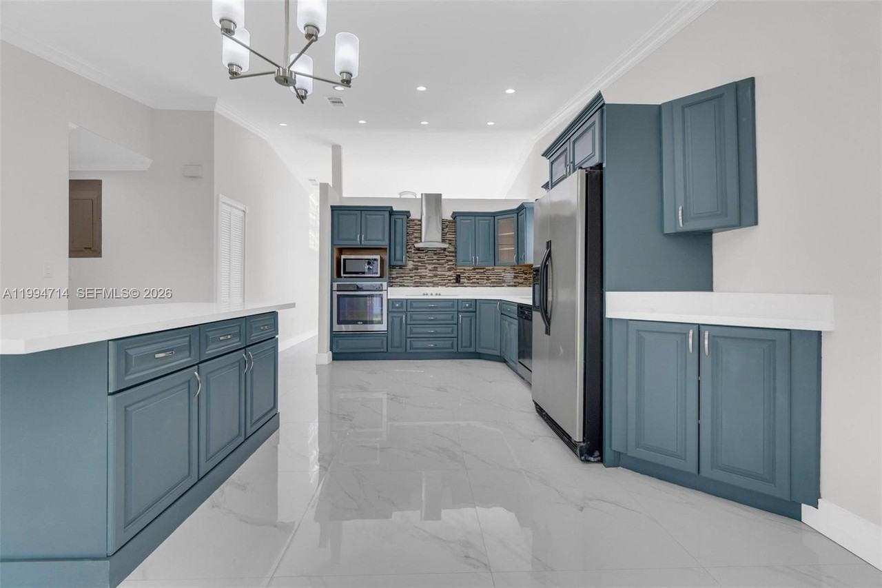 14480 Sw 115th Ter #0 - Photo 3 of 33