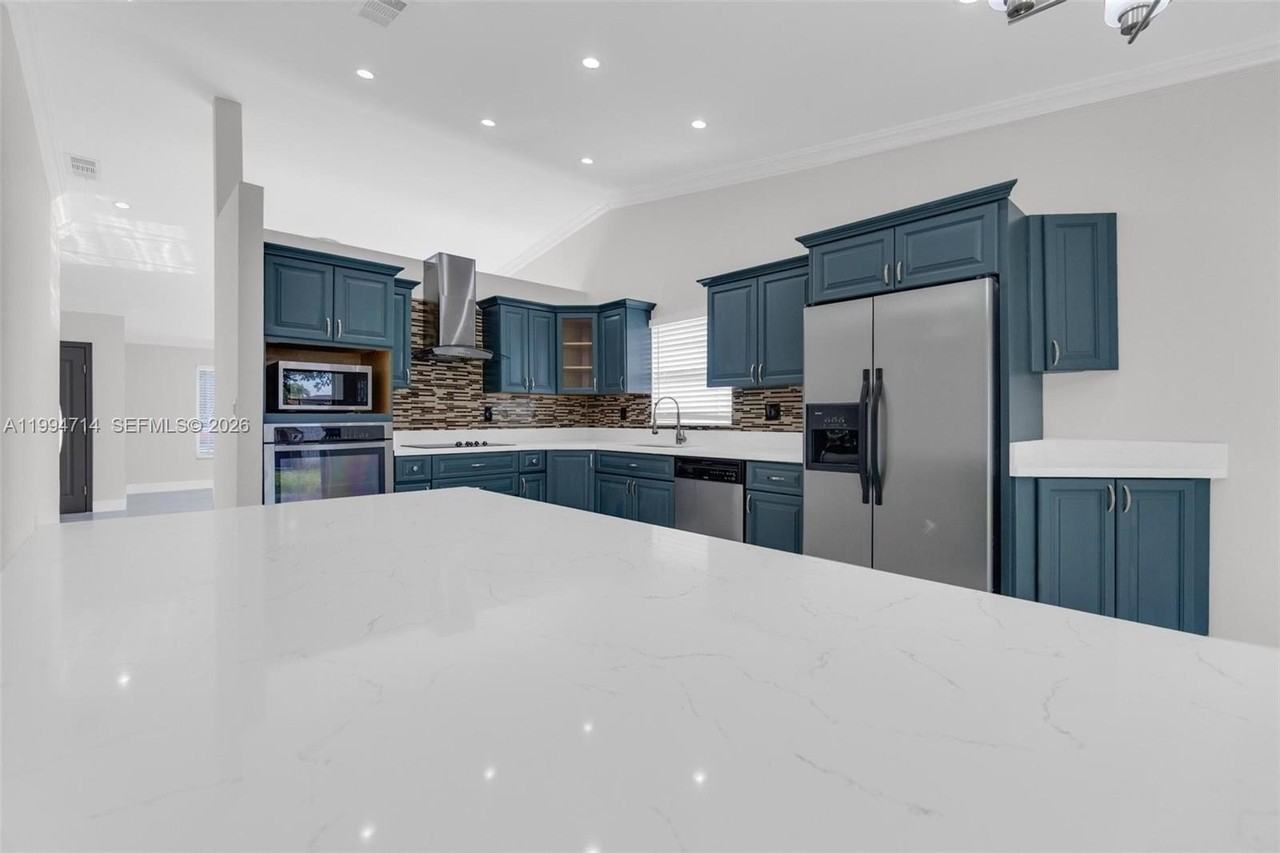 14480 Sw 115th Ter #0 - Photo 6 of 33