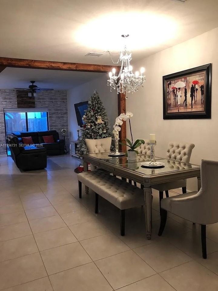 11508 Sw 248th Ln #11508 - Photo 5 of 18